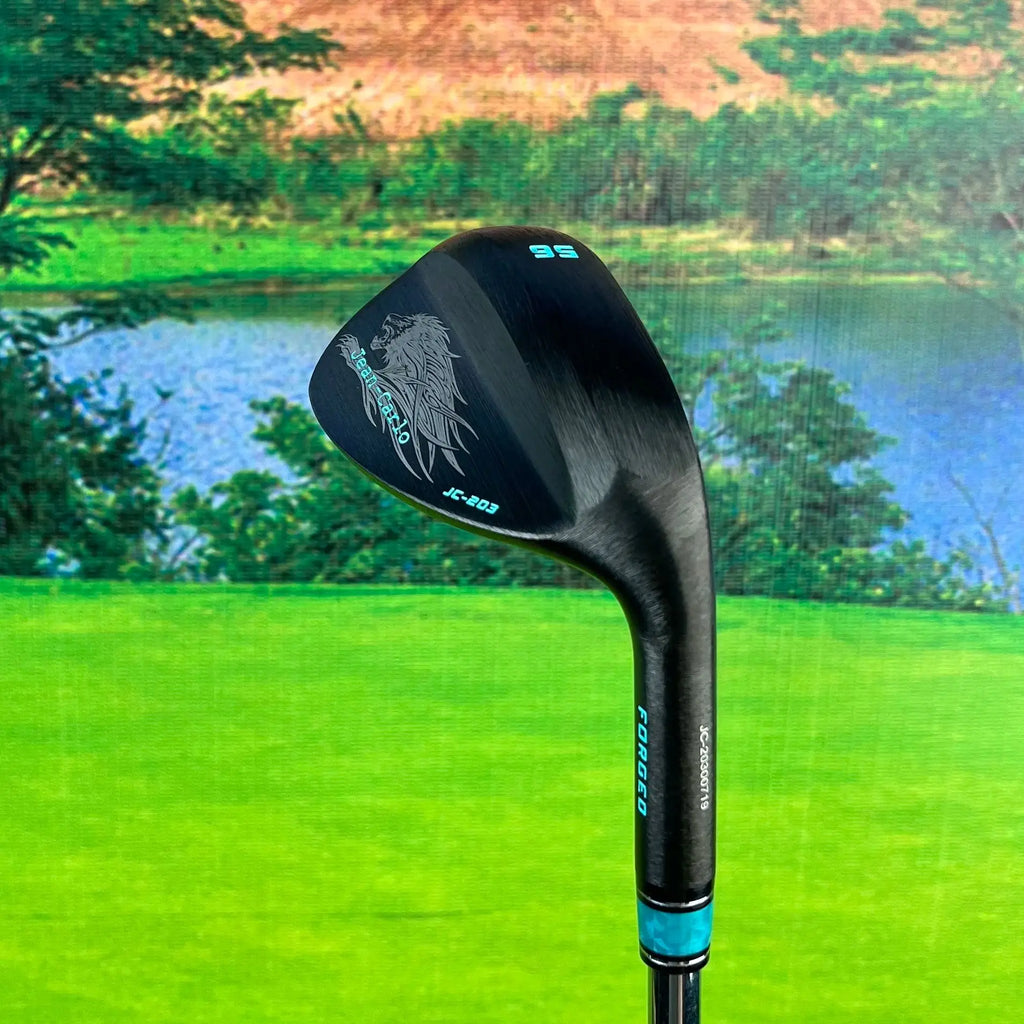 High Performance Carbon Steel Golf Clubs Are Lightweight And Durable, Suitable For Beginners And Professional Players