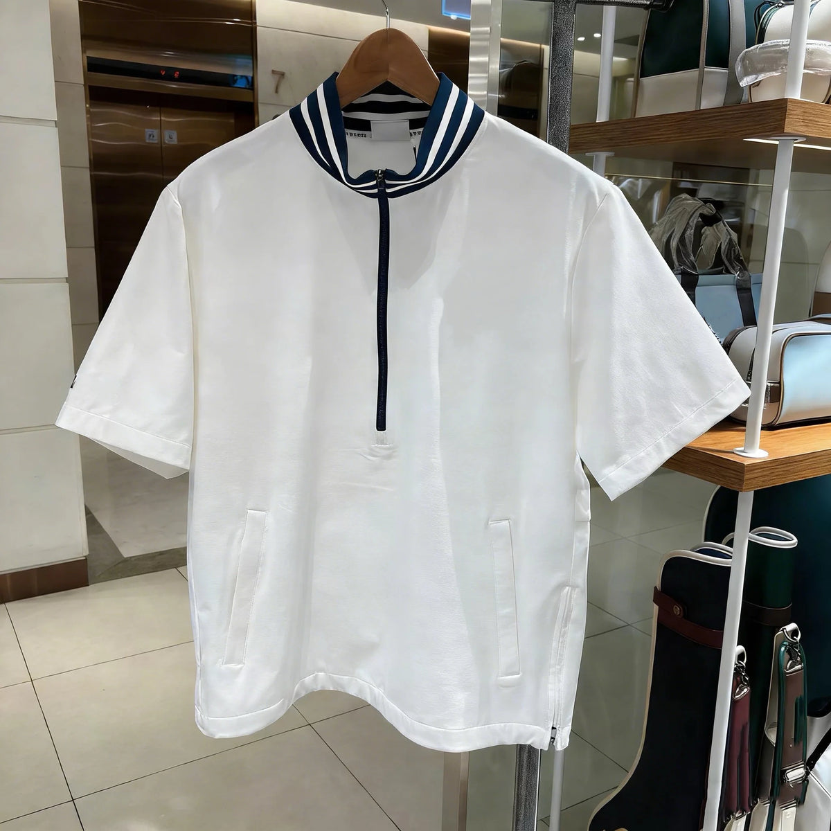 Golf Clothing Men Brand Breathable Quick Drying Golf Shirt Man Outdoor Short Sleeved Lapel Loose Golf T Shirt
